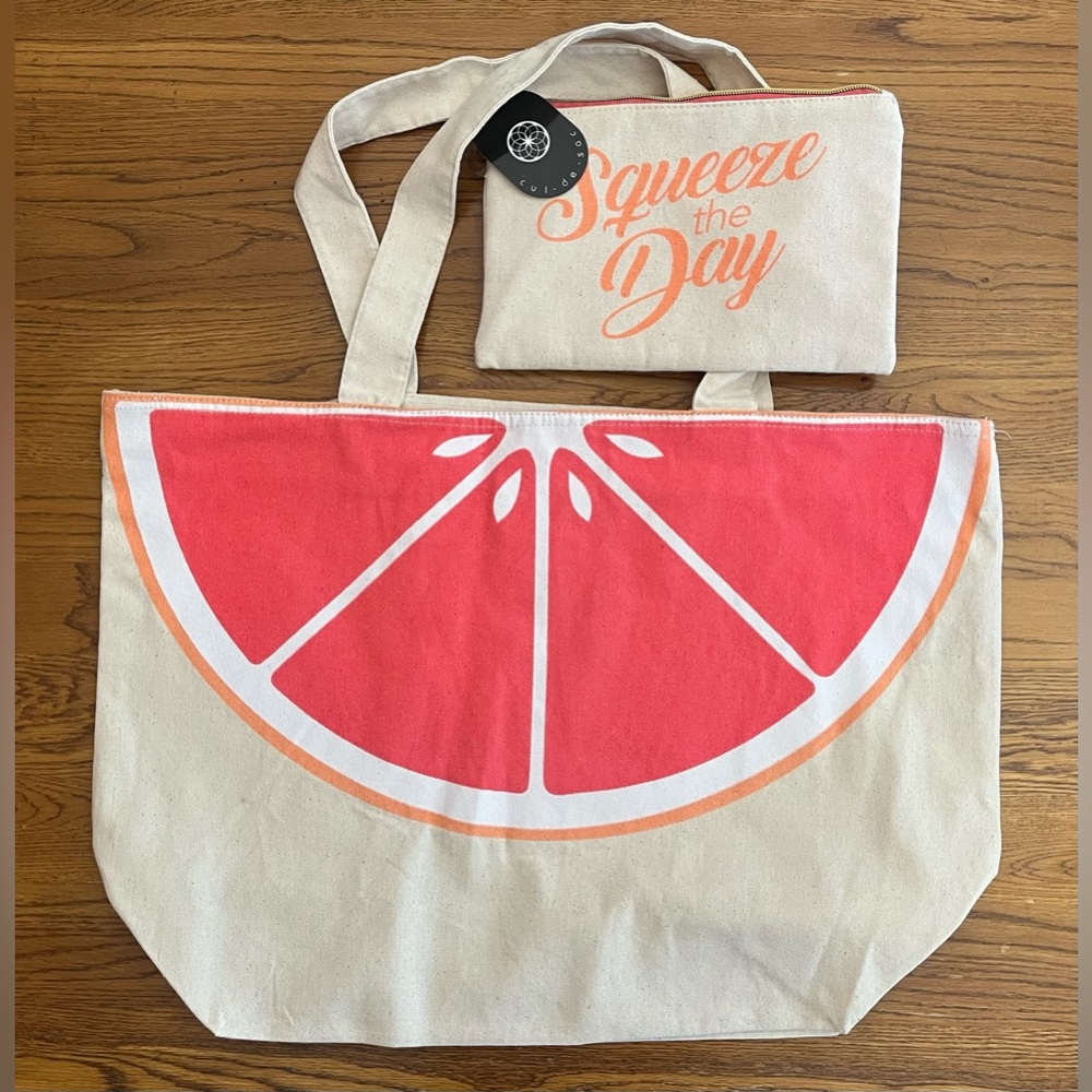100% cotton canvas bag/tote with additional makeup bag. NWT.